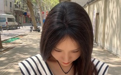 警花妈妈雪白浑圆的背景资料